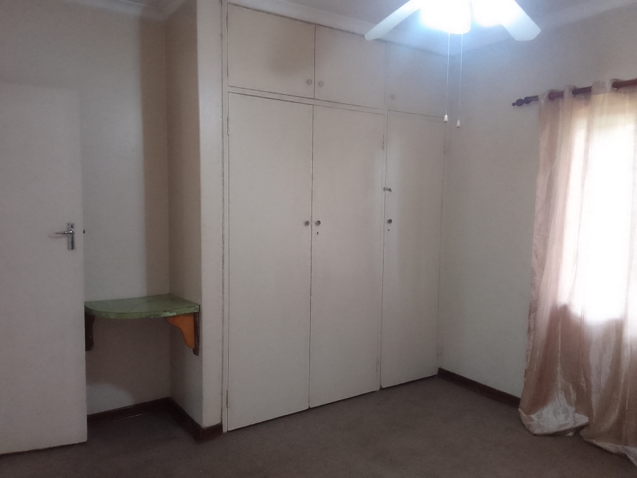 2 Bedroom Property for Sale in Geelhoutpark North West